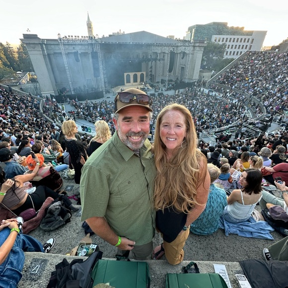 Meet your Posher, Dawn - Picture 1 of 2